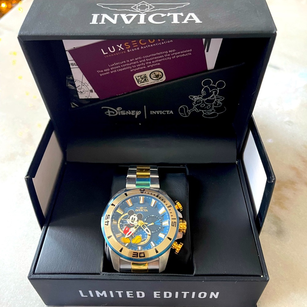 Men’s Invicta Limited Edition Mickey Mouse Watch